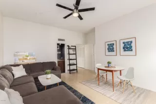 Photo #4: 6101463 Listing