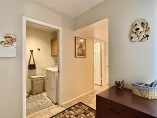 Photo #3: 6101539 Listing