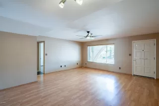 Photo #2: 6101609 Listing