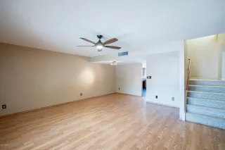 Photo #4: 6101609 Listing