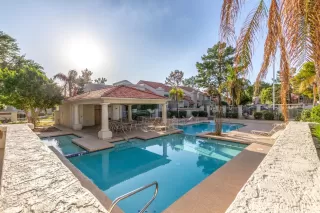 Photo #1: 6101661 Listing