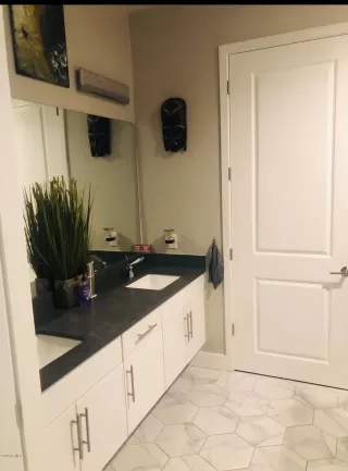 Photo #6: 6102111 Listing 