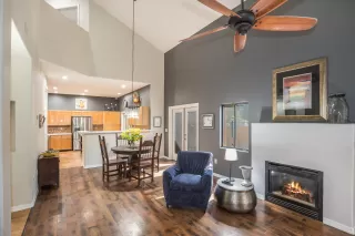 Photo #5: 6102190 Listing