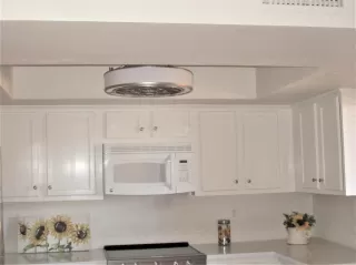 Photo #2: 6102458 Listing