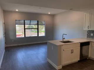 Photo #3: 6102704 Listing