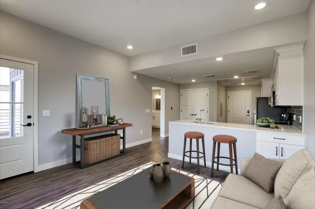 MLS: 6102707 Condo For Sale