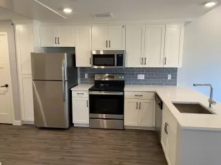 Photo #1: 6102707 Listing 