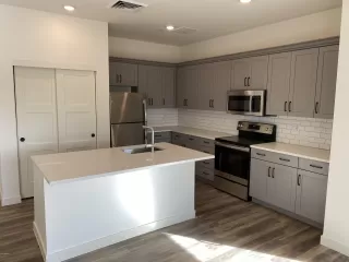 Photo #2: 6102711 Listing 