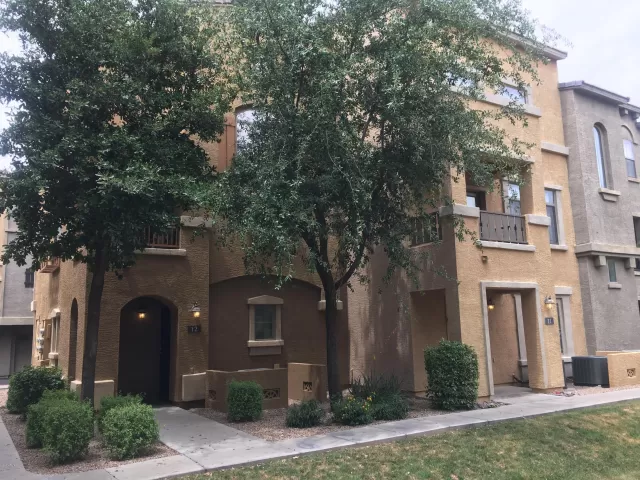 MLS: 6102751 Condo For Sale