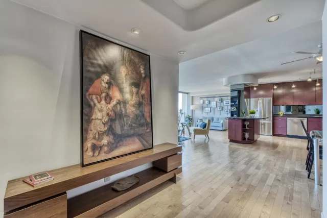 MLS: 6102798 Condo For Sale