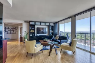 Photo #6: 6102798 Listing