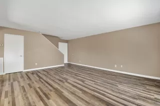 Photo #6: 6103002 Listing 