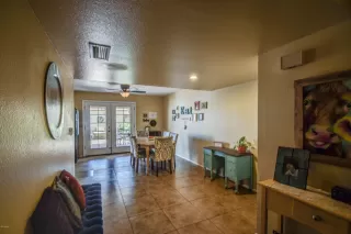 Photo #5: 6103087 Listing