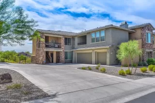 Photo #2: 6103157 Listing