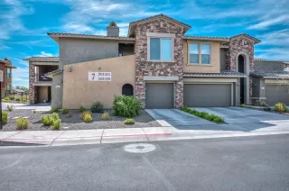 Photo #3: 6103157 Listing