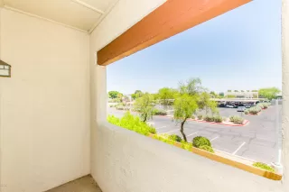 Photo #4: 6103169 Listing