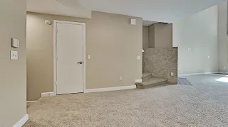 Photo #4: 6103215 Listing