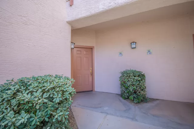 MLS: 6103288 Condo For Sale