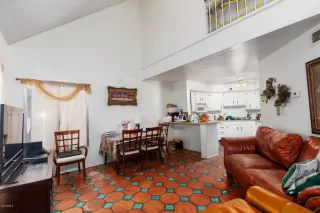 Photo #6: 6103306 Listing 