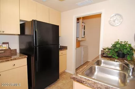 MLS: 6103380 Condo For Sale