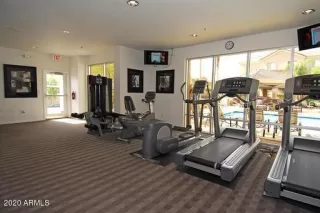 Photo #2: 6103380 Listing