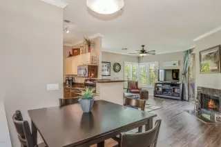 Photo #4: 6103520 Listing