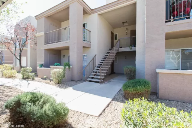 MLS: 6103702 Condo For Sale