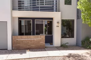 Photo #1: 6103888 Listing