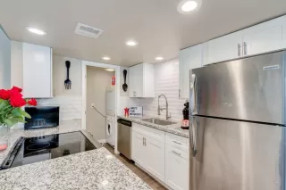 Photo #5: 6103949 Listing 