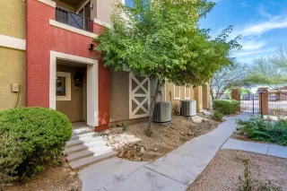 Photo #2: 6103957 Listing