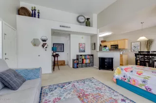 Photo #3: 6103968 Listing