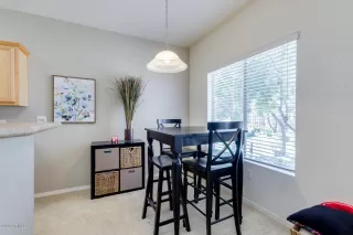 Photo #6: 6103968 Listing