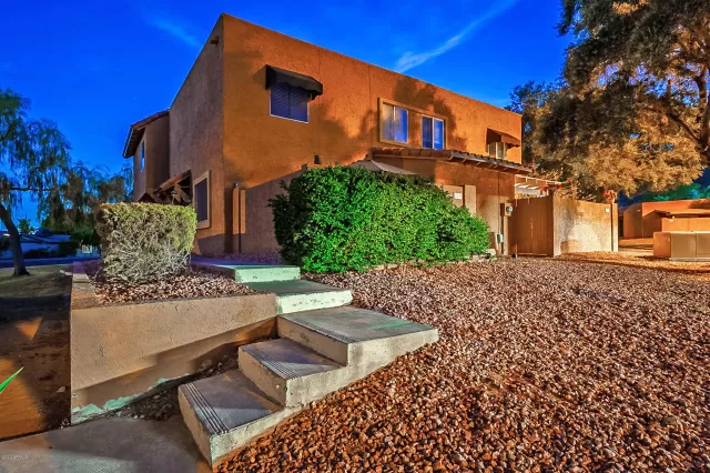 MLS: 6104037 Condo For Sale