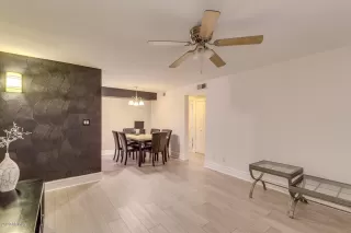 Photo #3: 6104295 Listing