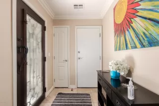 Photo #2: 6104302 Listing