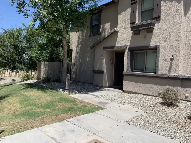 MLS: 6104316 Condo For Sale