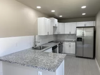 Photo #2: 6104558 Listing