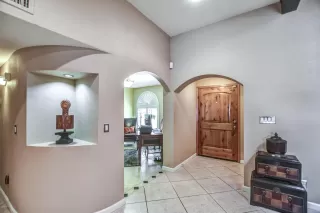 Photo #2: 6104853 Listing