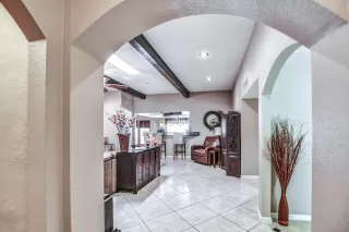 Photo #3: 6104853 Listing