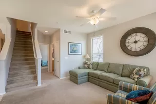 Photo #2: 6104926 Listing 