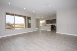 Photo #5: 6105052 Listing