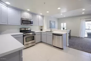 Photo #2: 6105063 Listing