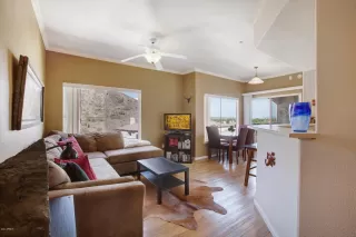 Photo #1: 6105235 Listing