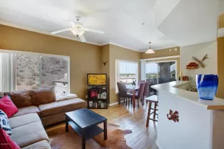 Photo #2: 6105235 Listing