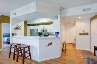 Photo #3: 6105235 Listing