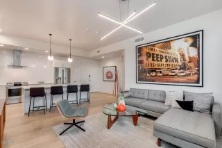 Photo #2: 6105264 Listing