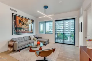 Photo #4: 6105264 Listing