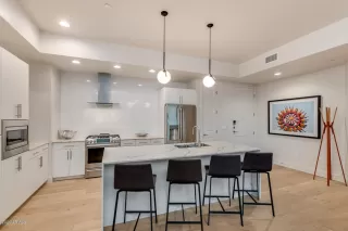 Photo #6: 6105264 Listing