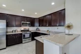 Photo #6: 6105372 Listing