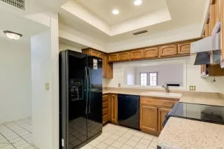 Photo #6: 6105397 Listing